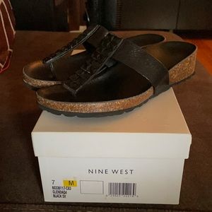 Nine West Glenda-Q4 Black slip on Sandal Sz 7M